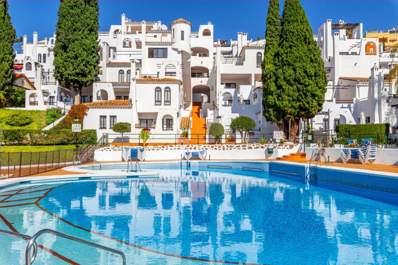 Apartment 2 Bedroom With Spacious Terrace Pueblo Evita *